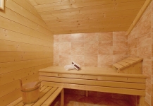 ferienwohnung-oberberg-sauna-im-eingangsbereich.jpg